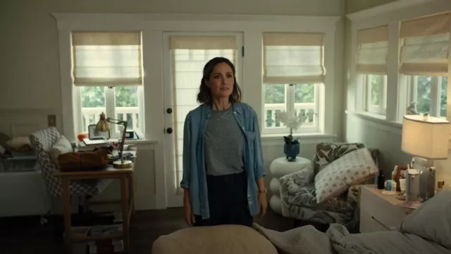 Rails Ingrid Chambray Chemise portée par Sylvia (Rose Byrne) comme on le voit dans Platonic (S02E06)