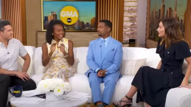 Sandalias de tacón alto con tachuelas Burberry usadas por Rebecca Jarvis como se ve en Good Morning America el 3 de septiembre de 2025