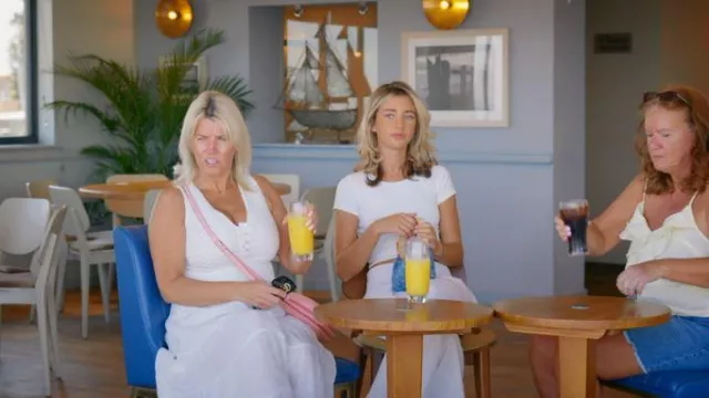 J.Glee Maxi Summer Dress usado por Pat Anne Hickman como se ve en 90 Day Fiancé UK (S04E01)