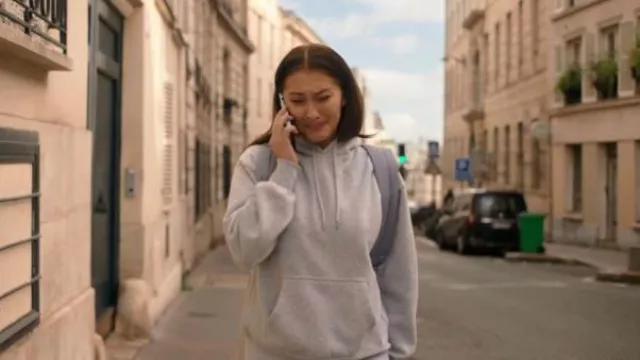 Levi's Heritage Hoodie Sweatshirt worn by Isabel 'Belly' Conklin (Lola Tung) as seen in The Summer I Turned Pretty (S03E09)