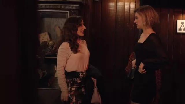 Pulcykp Elastic Double Buckle Leather Wide Belt worn by Esmeralda Grand (Sabrina Impacciatore) as seen in The Paper (S01E06)