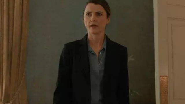Theory Classic Fitted Stretch Silk worn by Ambassador Kate Wyler (Keri Russell) as seen in The Diplomat (S02E06)