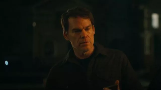 Camisa Relwen Tick Weave usada por Dexter Morgan (Michael C. Hall) como se ve en Dexter: Resurrection (S01E04)