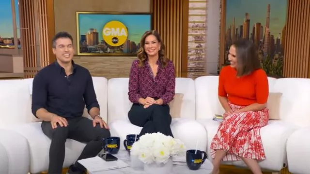 Blusa de seda floral Isabel Marant usada por Rebecca Jarvis como se ve en Good Morning America el 10 de septiembre de 2025