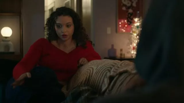 Reformation Millie Off The Shoulder Cropped Recycled Cashmere Blend Cardigan worn by Denise (Isabella Briggs) as seen in The Summer I Turned Pretty (S03E10)