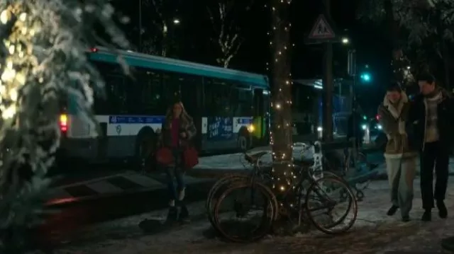 Telfar Medium Shopper Bag In Oxblood worn by Taylor Jewel (Rain Spencer) as seen in The Summer I Turned Pretty (S03E10)