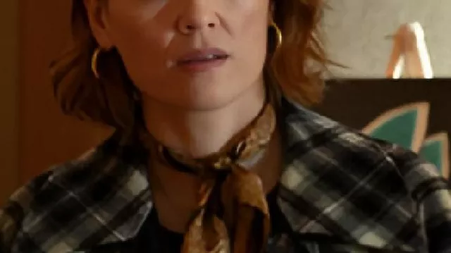 Will Trent S03 Angie Polaski Veste chemise à carreaux portée par Angie Polaski (Erika Christensen) comme on le voit dans Will Trent (S03E11)