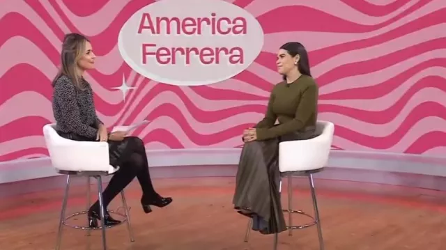 Robe midi Simkhai Abilene portée par America Ferrera comme on le voit dans Today le 11 septembre 2025