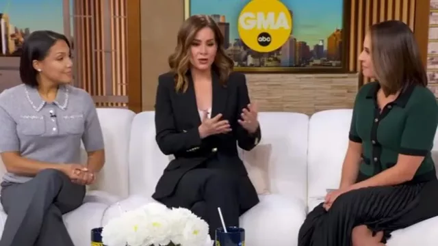 Chaqueta a medida A.L.C. Sedgwick II usada por Rebecca Jarvis como se ve en Good Morning America el 11 de septiembre de 2025