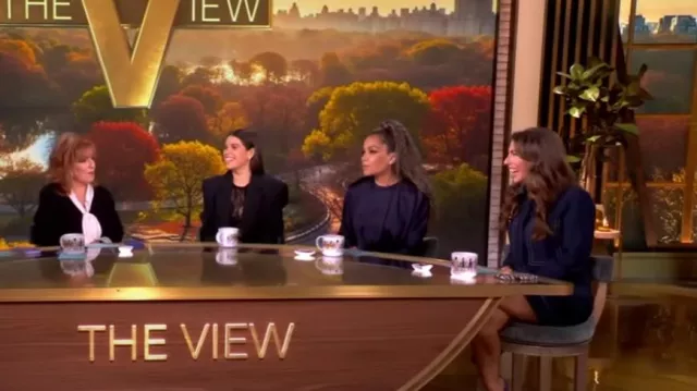 Mini robe Veronica Beard Pryce portée par Alyssa Farah Griffin telle que vue dans The View le 11 septembre 2025