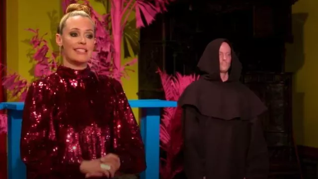 Mini-robe Rixo Samantha portée par Chloe (Chelsey Crisp) comme on le voit dans The Joe Schmo Show (S01E04)