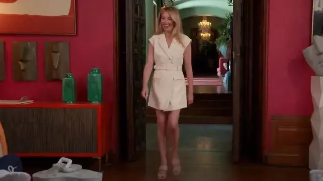 Sandalias Quinn para mujer de Vince Cappuccino Tan usadas por Cat Deeley como se ve en The Joe Schmo Show (S01E05)