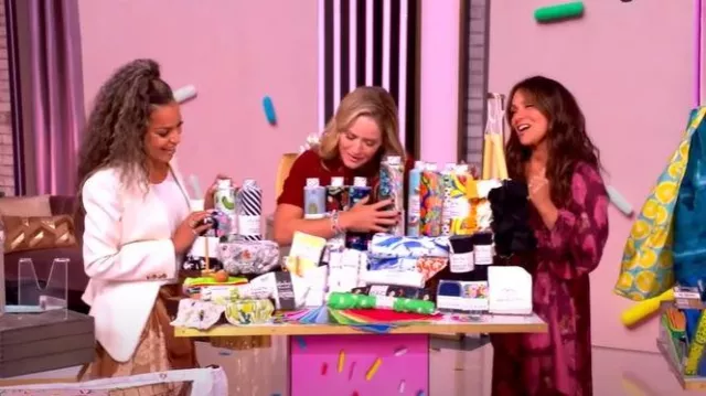 Zimmermann Jupe haute-basse drapée en satin hypnotique portée par Sunny Hostin dans The View le 17 septembre 2025