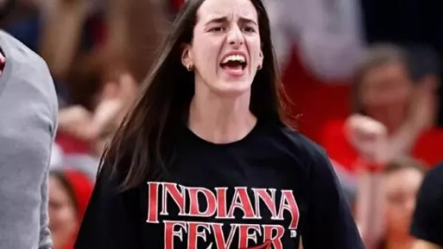 Camiseta Indiana Fever de los playoffs de la WNBA usada por Caitlin Clark como se ve en Clutch: The NBA Playoffs