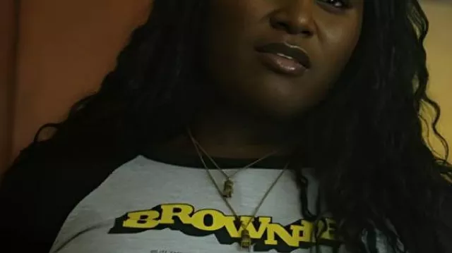 Leota Adebayo Raglan Tee worn by Leota Adebayo (Danielle Brooks) in Peacemaker (S02)