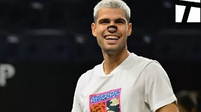 This White Shirt worn by Carlos Alcaraz in Carlos Alcaraz / Jakub Mensik vs Taylor Fritz / Alex Michelsen | Doubles | Laver Cup 2025