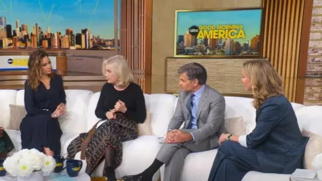 Veronica Beard Obie Pinstripe Linen Blend Dickey Jacket worn by Lara Spencer as seen in Good Morning America on September 22, 2025