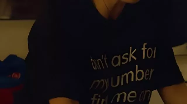 “don’t ask for my number find me on Tinder” Black T-Shirt worn by Whitney (Lily James) in Swiped