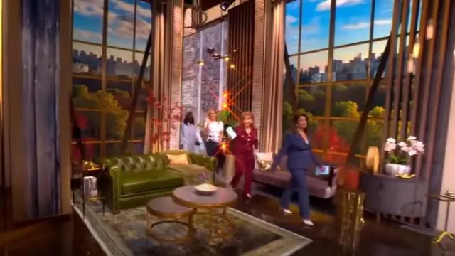 Chiara Boni La Petite Robe Nuccix Pinstriped Crop Pants worn by Ana Navarro as seen in The View on September 23, 2025