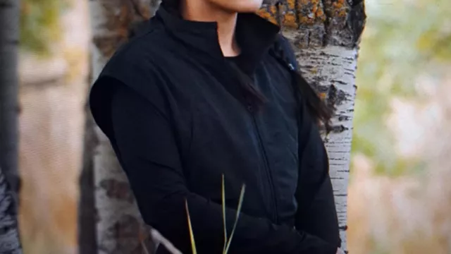 Sleeveless jacket worn by Jackie Howard (Nikki Rodriguez) in My Life with the Walter Boys (S02E01)