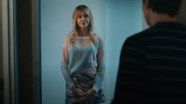 Le Superbe Women’s Tigress Jacquard Mini Skirt portée par Morgan Gillory (Kaitlin Olson) comme on le voit dans High Potential (S02E02)