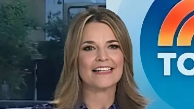 La chemise léopard violet du Today Show 2025 portée par Savannah Guthrie dans Sheinelle Jones se confie sur le fait de trouver « la beauté dans le cauchemar » après avoir perdu son mari, Uche Ojeh