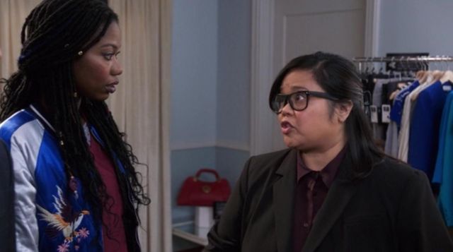The Bomber jacket of Tamra (Xosha Roquemore) in The Mindy Project