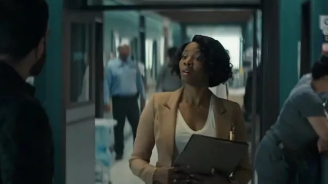 Smythe Duchess Blazer worn by Dr. Carol Pierce (Tamberla Perry) as seen in Brilliant Minds (S01E02)