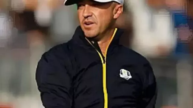 Veste de la Ryder Cup 2025 portée par (Tom Felton) telle qu’elle est vue dans le film officiel de la Ryder Cup 2018 et dans les coulisses