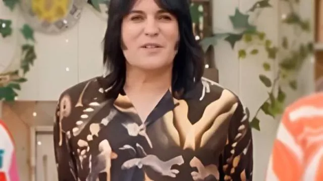 Noel Fielding Black Printed Shirt worn by Self - Presenter (Noel Fielding) in The Great British Bake Off