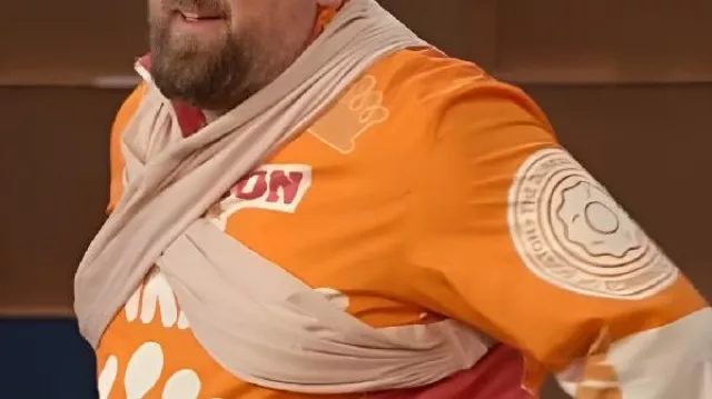 Chándal usado por Self - Host (Jimmy Fallon) en On Brand con Jimmy Fallon