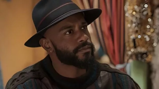 Play Dirty LaKeith Stanfield Pull multicolore porté par Grofield (Lakeith Stanfield) comme on le voit dans Play Dirty