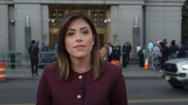 Ann Taylor La chaqueta ponte de cuello redondo usada por Chloe Melas como se ve en Today el 3 de octubre de 2025