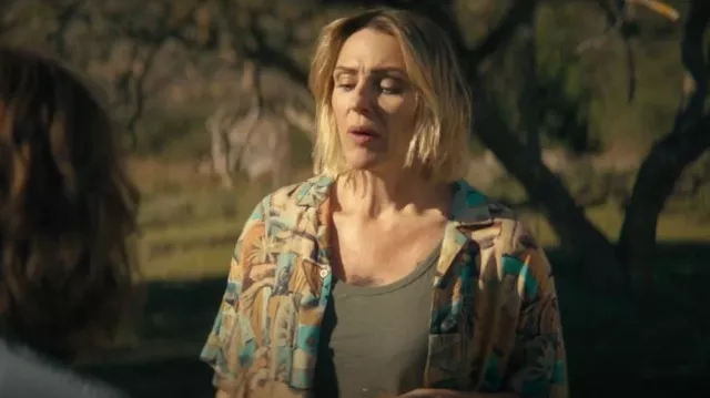 Asos Design Relaxed Camp Collar Shirt With Vintage Abstract Hawaiian Print worn by Bert (Suranne Jones) as seen in Frauds (S01E01)