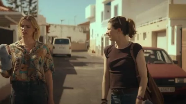 Zalora Happiness Istanbul Contrast Stripe Knitted Blouse worn by Sam (Jodie Whittaker) as seen in Frauds (S01E02)