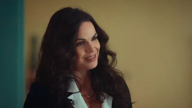 Jenny Bird Rahni Ribbed Link Necklace worn by Jocelyn 'Bruiser' Stone (Lana Parrilla) as seen in The Rainmaker (S01E01)