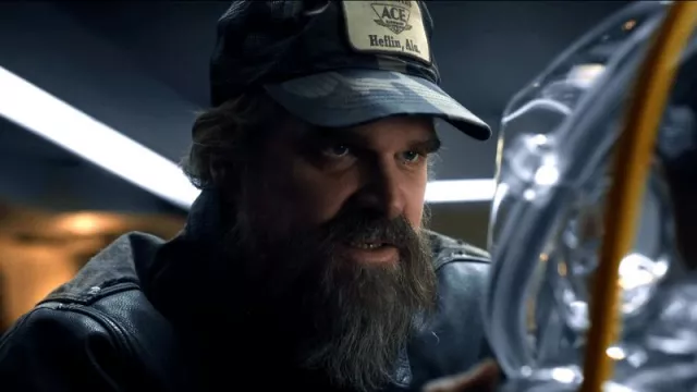 J. A. Owens ACE Hardware Camo Mesh Cap of in Stranger Things (S05) worn by Jim Hopper (David Harbour) Stranger Things (S05E00)