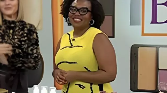Jessica Cruel The Today Show 2025 Robe imprimée en tricot jaune comme on le voit dans Today