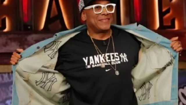 Jimmy Kimmel en direct ! T-shirt noir des Yankees porté par Spike Lee comme on le voit dans Jimmy Kimmel Live !