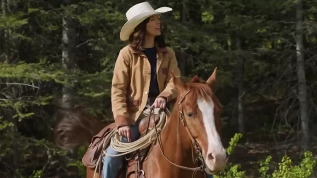 Carhartt Vintage 3 poches en velours côtelé détail veste en toile portée par Lou Fleming (Michelle Morgan) comme on le voit dans Heartland (S19E02)