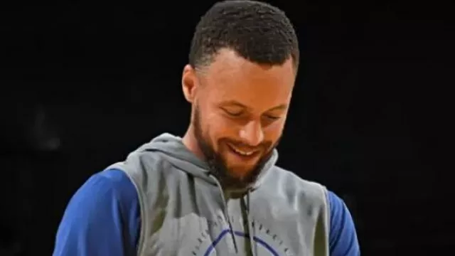 Golden State Warriors 2025 Hoodie worn by Stephen Curry in Steph Curry IGNITES For 56 PTS In Orlando | February 27, 2025