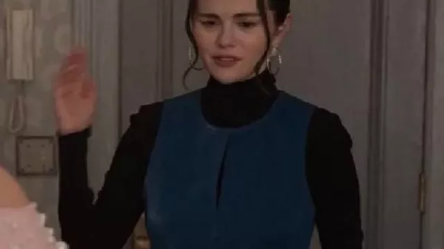 Solo asesinatos en el edificio Selena Gomez Mini vestido azul de Mabel Mora (Selena Gomez) en Solo asesinatos en el edificio (T05E10)