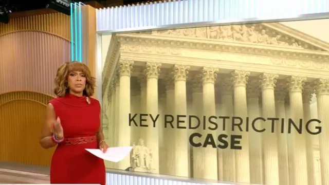 Robe crayon à col haut Karen Millen portée par Gayle King telle qu’elle a été vue dans CBS Mornings le 15 octobre 2025