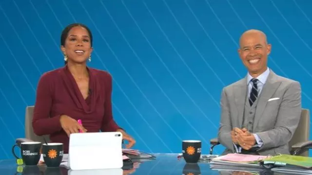 Top Simkhai Natia usado por Adriana Díaz como se ve en CBS Mornings el 15 de octubre de 2025