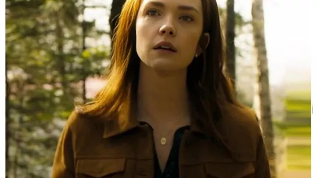 Sullivans Crossing S3 Morgan Kohan Chaqueta de gamuza marrón de Maggie Sullivan (Morgan Kohan) en Sullivan's Crossing (S03E10)