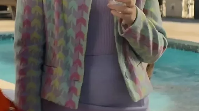 Veste multicolore sans col portée par Noah Morán (Nicole Wallace) dans Our Fault