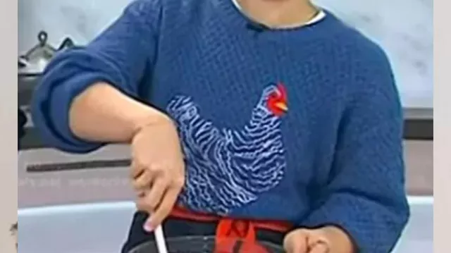 Blue Chicken Sweater worn by (Molly Yeh) as seen in Today (S67)