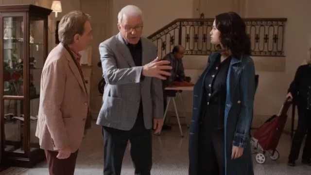 7 Gilet en jean Lady For All Mankind porté par Mabel Mora (Selena Gomez) comme on le voit dans Only Murders in the Building (S05E09)