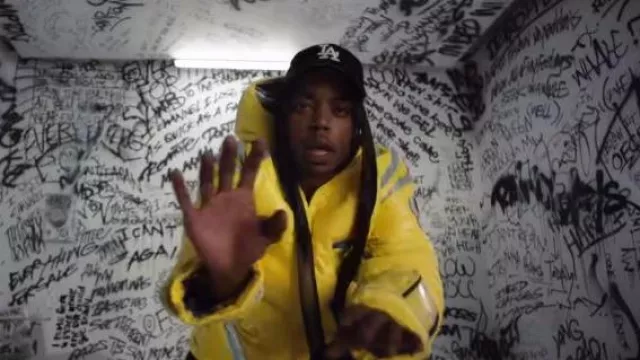 47 Brand L.A. Dodgers Noir Clean Up Hat porté par Boogie dans WESTSIDE BOOGIE - Rainy Days ft. Eminem