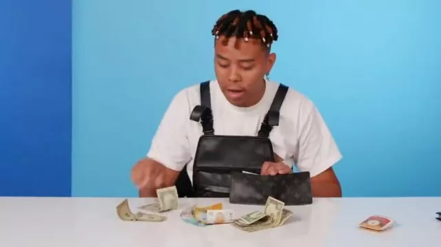 DR14 Sac de poitrine utilitaire en cuir noir porté par YBN Cordae en 10 choses dont YBN Cordae ne peut pas se passer | GQ